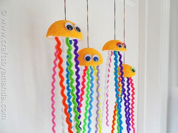Image of rainbow jellyfish craft. 