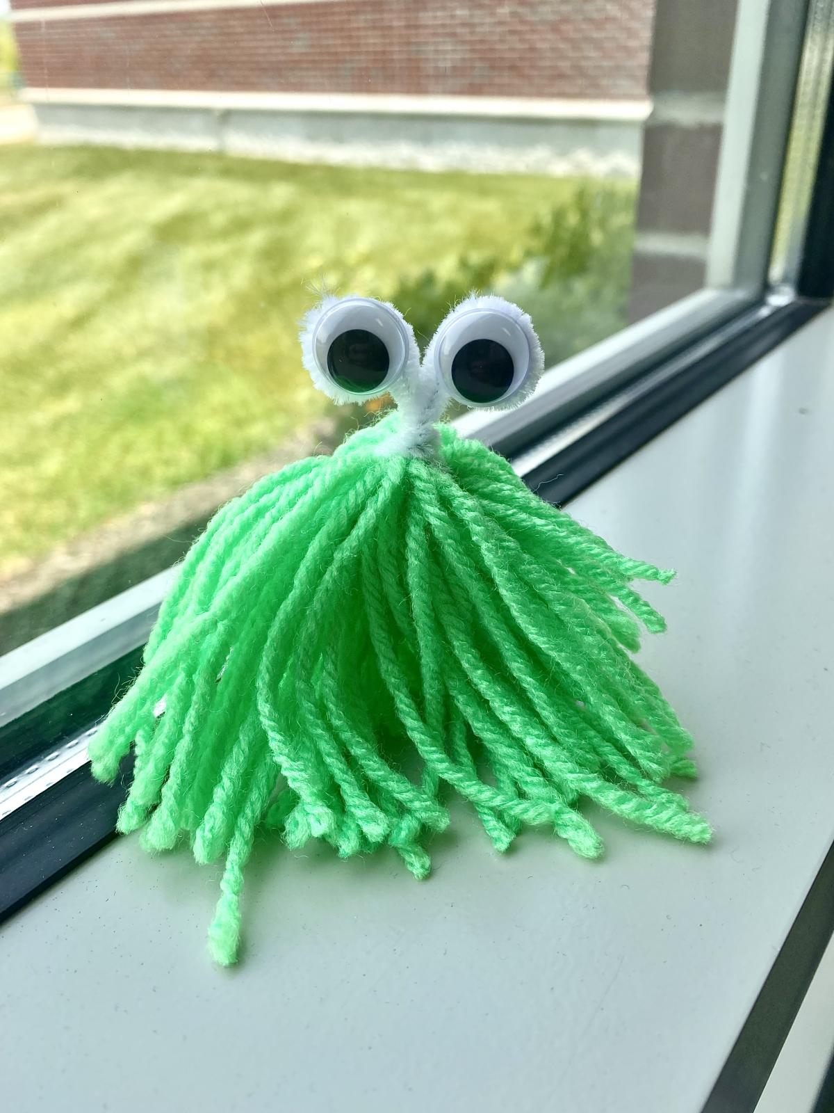 image of green yarn monster craft