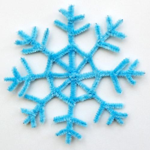 blue pipe cleaner snowflake 